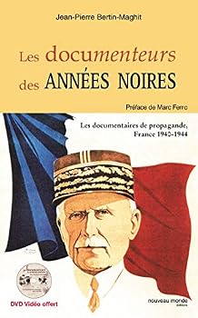 Paperback Les documenteurs des Années Noires [French] Book