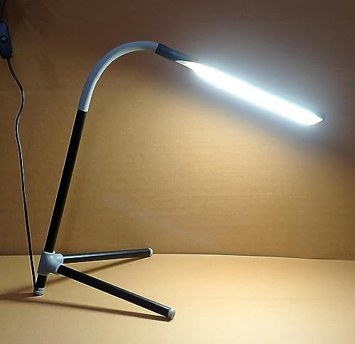 Image of LED Night Light Desk Lamp Eye Protection LED Lamp Flexible Bedside Table Desk Lamp LED Reading Desk Light with USB Charging Multi-Function Socket (Black Trio Lamp)