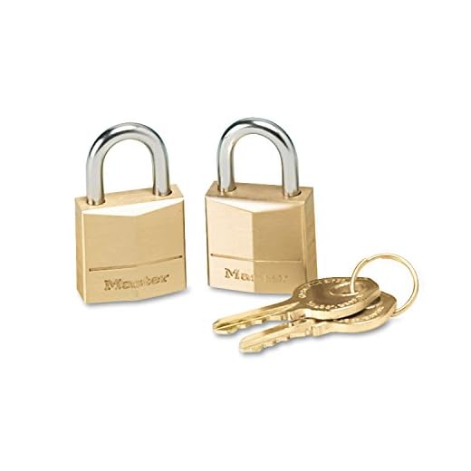 Master Lock Padlock, Solid Brass Lock, 3/4-Inch Body Width, 120T, Keyed alike, 2-Pack