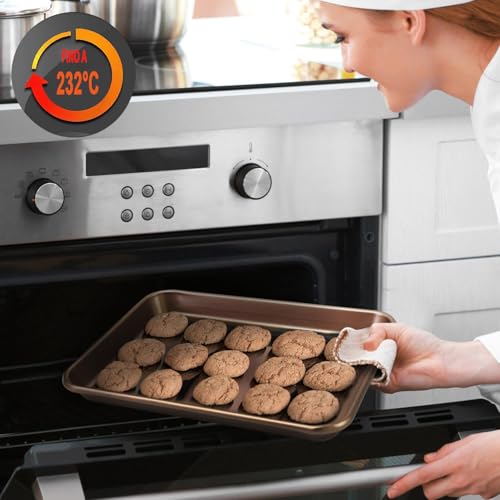NutriChef Set di 2 Teglie da Forno Antiaderente, Vassoi per Cottura in Forno in Acciaio al Carbonio di Qualità Premium con Rivestimento Antiaderente, Teglie Grandi e Medie per Biscotti, Oro - immagine 6