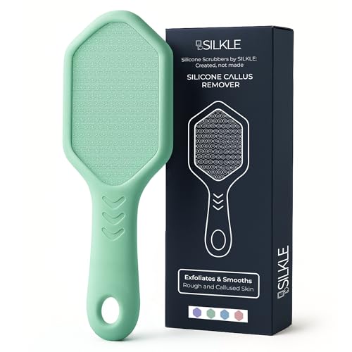 Silicone Foot Callus Remover - Nano Glass Foot File for Dead Skin and Cracked Heels - Callus Remover for Feet & Hard Skin - Ergonomic Foot Scrubber & Exfoliator for Soft, Smooth Feet - Green