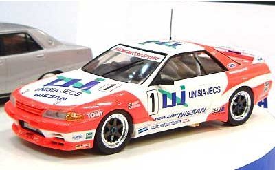 1/24 JECS SKYLINE R32 GTR プラモデル 完成品 Amazon | 青島文化教材社 1/24 スカイライン21 ユニシアジェックス R32