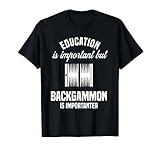Un régal parfait pour un joueur de jeu de société ou quelqu'un qui aime jouer aux dames, aux jeux de table, aux jeux de course, aux jeux de dés ou au backgammon. Idéal pour un joueur qui aime les jeux de chance et de stratégie. C'est génial de se démarquer pour la Journée mondiale du backgammon.