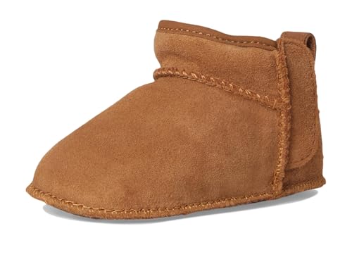 UGG Kids I Baby Classic Ultra Mini Bootie, Chestnut, 04/05