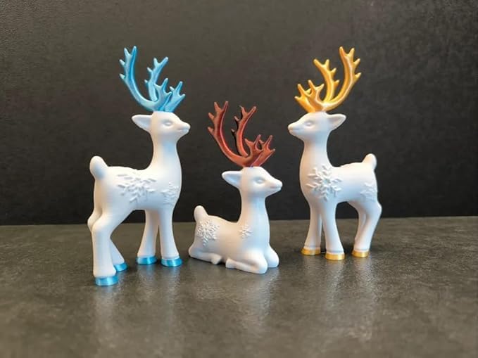 Beoals Snowflake Reindeer Christmas Toy Figure, Festive Holiday Decor Reindeer, Santa Sleigh Companion Toy, Cute Winter Wonderland Deer Figurine, Decorative Christmas Collectible (Pack of 3)