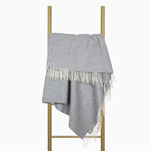 Morbida Coperta in Lana Merinos 140x200 con 10% Cashmere – Coperta Calda per Letto e Divano, Copriletto Invernale con Frange, Elegante Plaid per Divano e Sofà – NOSTRA Andora