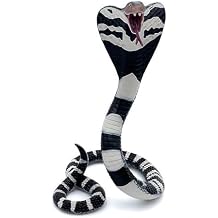 Snake Toys Scary Prank Cobra Animal Figures Gag Gifts Halloween Decorations for Childrens Animal Figurines Toys for Home and Garden Decorating