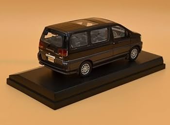 Nissan Elgrand 1/43 ディーラー 2台非売品カタログ本DVD付 Nissan Elgrand 1/43 ディーラー 2台非売品カタログ本DVD付