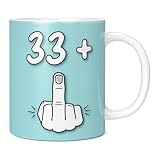 Mug Monster - Taza de 34 cumpleaños, I Am 33 + 1, regalo para 34 años, taza de café de cerámica, regalo para hombres o mujeres, taza extra grande y gigante disponible, taza blanca de 11 onzas