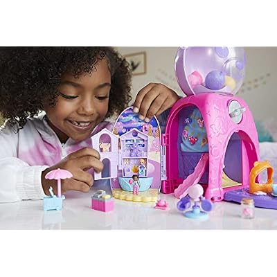 Polly Pocket Travel Toy, Gumball Bear Playset with 2 Micro Dolls & 26 Surprise Accessories, Animal Toy Compact