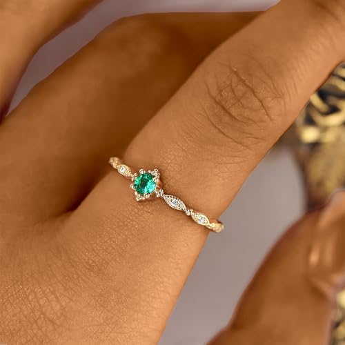 Emerald Green Engagement Ring for Women Mother, 925 Sterling Silver Dainty Green Birthstone Ring to Daughter 14K Gold Plated CZ Promise Ring Birthdays Wedding Season Christmas Jewelry Gift for Her4