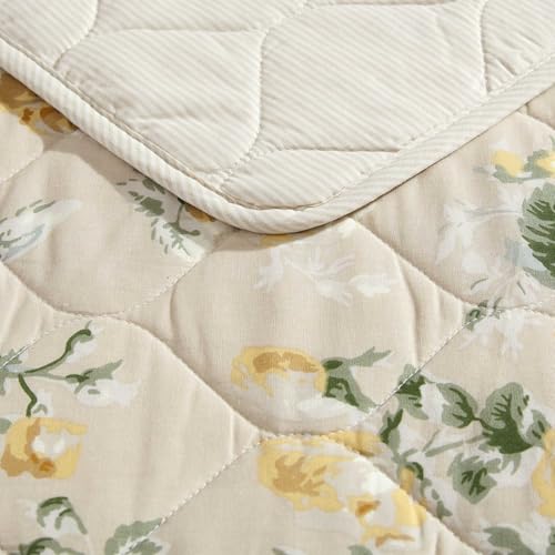 Image of Laura Ashley - King Quilt Set, Reversible Cotton Bedding with Matching Shams, Lightweight Home Decor for All Seasons (Roses Gold, King)