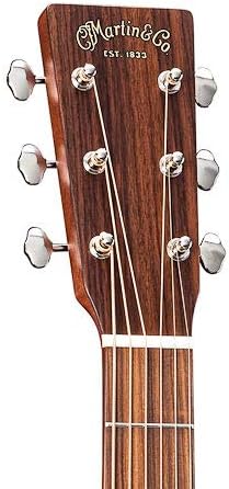 Nærbillede view of the Martin D-15M headstock with tuning pegs and the Martin & Co. logo.