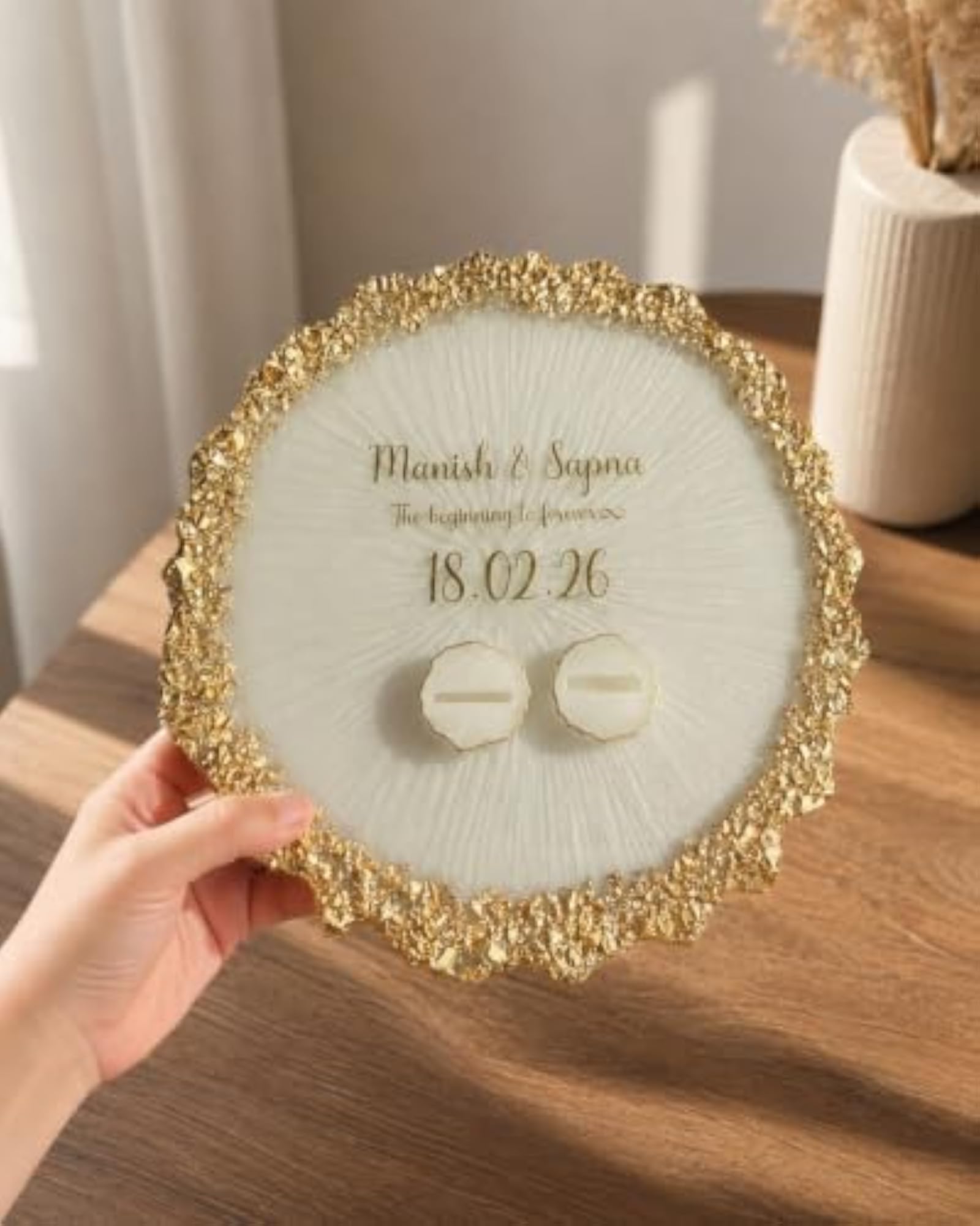 Customized 10 Inch Round Resin Engagement Ring Platter