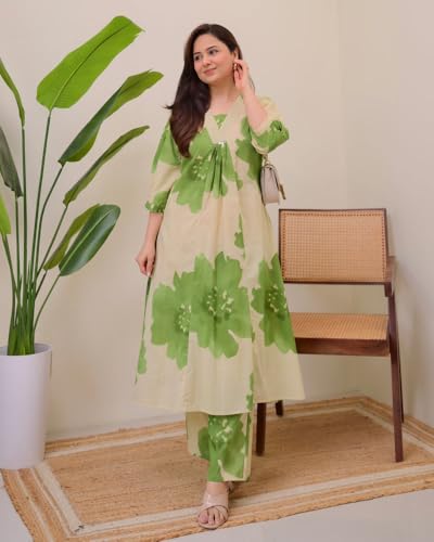 Image of Women Dark Green /Ligth Green /Chiku Viscose Rayon Kurti Pant Set