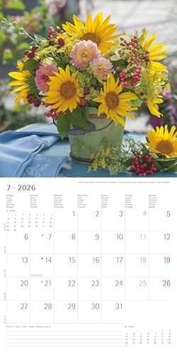 Alpha Edition - Blumenträume 2026 Broschürenkalender, 30x30cm, Wandkalender mit Platz für Notizen und Termine, hochwertige Bildmotive, Mondphasen, ... und Ferientermine DE/AT/CH: Lovely Flowers