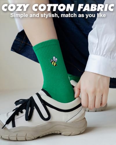Image of IIG Women's Fashion Cute Cotton Socks Novelty Funny Above Ankle Crew Socks Holiday Gifts for Women 4 /5 Pairs