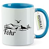 Einzigartige Föhr SpruchTasse mit Motiv: Jeder Kaffeebecher ist mit einem charmanten Motiv gestaltet, das sie zum Hingucker im Büro und auf jedem Tisch macht.
