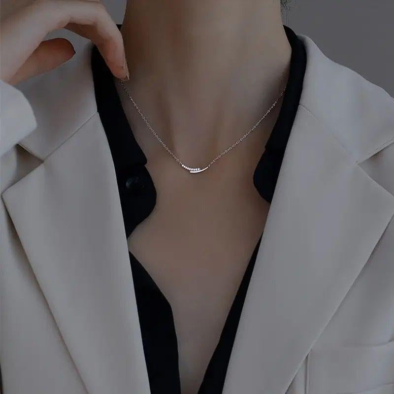 535Fe【シルバー】ネックレス　半月　流線型　優美　メレダイヤ　CZ　S925 Amazon.co.jp: 535D シルバー ネックレス 半月 流線型 優美