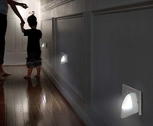 Automatic LED Night Light Dusk 2 Dawn LED Sensitive, White, Plug in