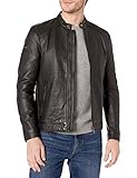 Abgerundet mit einem Superdry Metall-Logo an einem Arm und Marken-Reißverschlüssen und Druckknöpfen.
