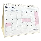 Calendario 2022 de escritorio tamaño 20X15 cm 12 Meses festivos españoles. Ideal para pequeñas notas en el escritorio en la oficina de la casa y el trabajo