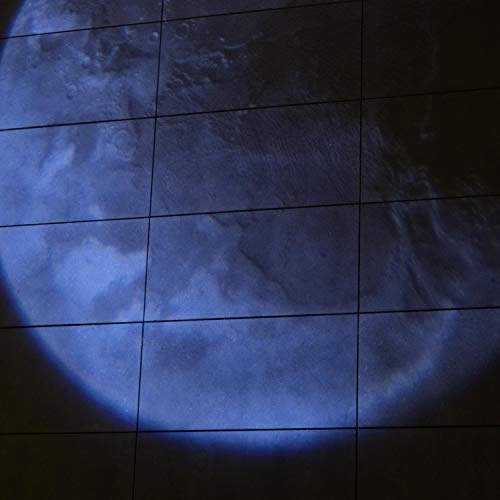 V Tishine [Explicit]