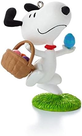 Hallmark Keepsake Ornament The Peanuts Gang It's The Easter Beagle 9th in Series 2013