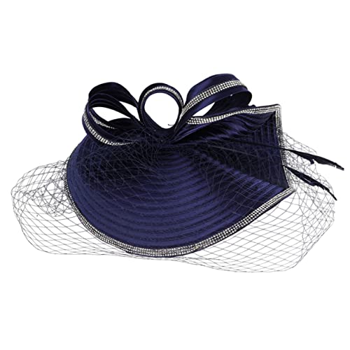 Mariage et tea party réussis avec le bibi fascinateur chic en maille