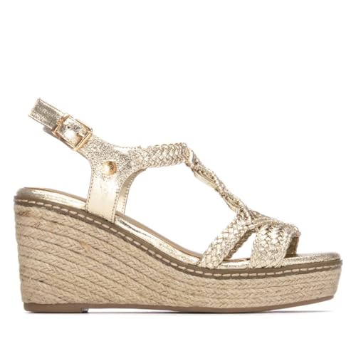 XTI - Sandalia Mujer Oro - Calzado Cómodo y Versátil - Moda casual - Modelo 14545601 (Talla 37)