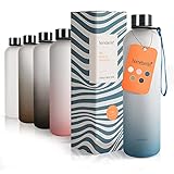 𝐀𝐋𝐋-𝐈𝐍-𝐎𝐍𝐄 𝐋Ö𝐒𝐔𝐍𝐆! Bei homberlin bekommst du mehr als nur eine öde Wasserflasche! Wir verkaufen dir ein stylisches Accessoire; einen eleganten und stilbewussten Begleiter, der dich den ganzen Tag mit Wasser versorgt!