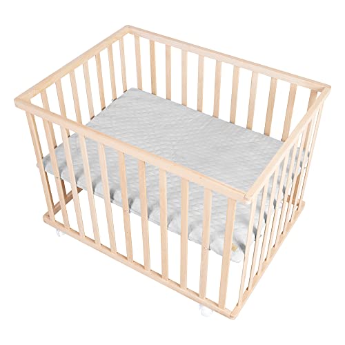 roba Parc Bébé en Bois Massif Bio 75 x 100 + Tapis de Parc roba Style Gris - Base Ajustable en Hauteur sur 3 Niveaux - Roulettes avec Freins - Finition...