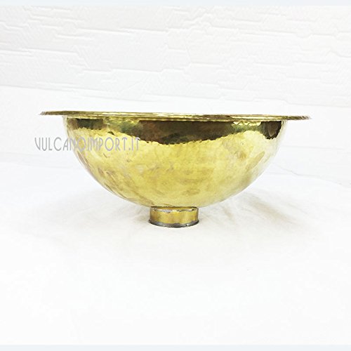 Lavabo marocchino in ottone martellato Dimensioni cm d 36,5x 15,5 h interamente realizzato a mano.
