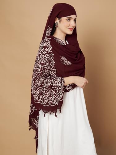 Image of Women's Cotton Rayon Bandhani Print Dupatta with Tassels 2.25 Meters | Women's cotton printed dupatta with tassels.