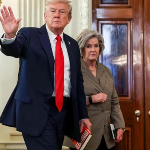 Trump's Chief of Staff Bombshells: 'Alcoholic's Personality,' Vance a 'Conspiracy Theorist'