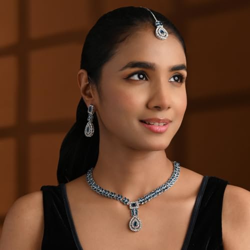Image of I Jewels Silver Plated Elegant Leaf Motif Necklace Set with Earrings & Maang Tika for Women