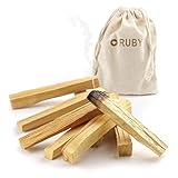 El Palo Santo se utiliza en diversos campos como Yoga, Aromaterapia etc... ya que contiene propiedades beneficiosas que purifica y limpia tanto nivel fisico como espiritual. Tambien contiene propiedades afrodisíacas que fortarece las relaciones amorosas.