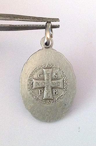 Medalla ovalada de San Benito 100% italiana