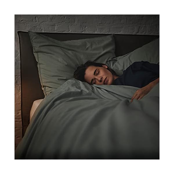 Kneipp Aroma-Pflegeschaumbad Gute Nacht - Badezusatz mit ätherischen Ölen aus Zirbenholz & Amyris für einen erholsamen… – Bild 5