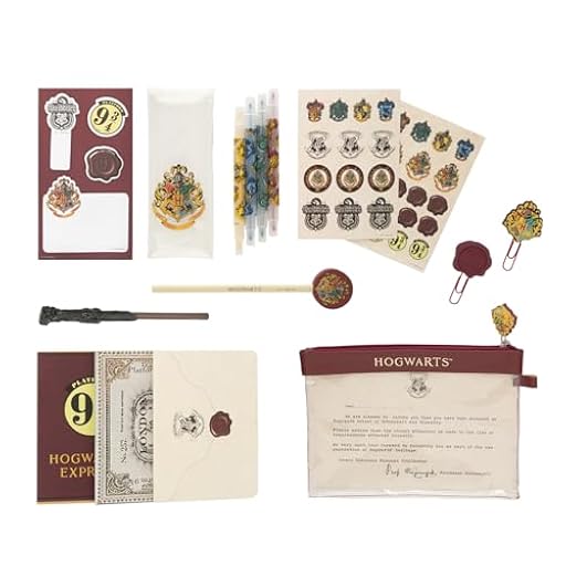 Set de Papeleria Harry Potter : Estuche con Material Escolar - Regalo Kit papeleria niños Vuelta al Cole │Incluye: Lápiz, Boli con goma, Pegatinas, 3 libretas, Clips, Subrayadores y Notas adhesivas | Ya disponible en tu tienda friki favorita! En mundofriki.es!