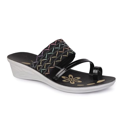 Image of Women Stylish & Comfortable Sandals | Lightweight Cushioned Footbed | Anti-Slip Sole, Casual Footwear