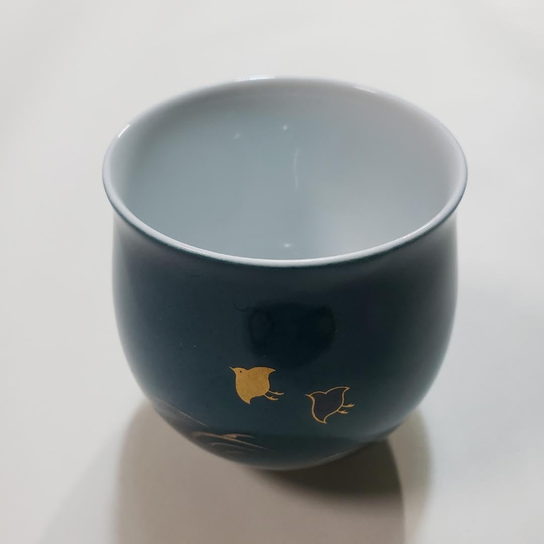 Amazon | 有田焼 深川製磁 金彩波千鳥柄 夫婦湯呑み | ノーブランド品