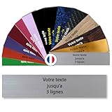 ✨ DESIGN SOBRE & LISIBLE – Fond argenté écriture noir, garantissant une parfaite lisibilité à distance.