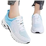DESIGN SPORTIF ET MODERNE: Sneakers au style contemporain qui allient fonctionnalité orthopédique et esthétique tendance pour un usage quotidien