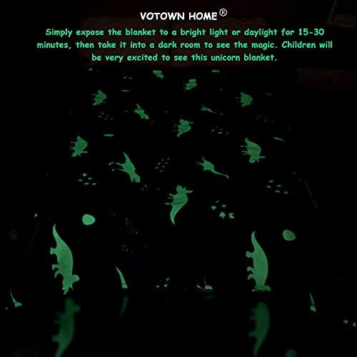 VOTOWN HOME Glow in The Dark Dinosaur Fleece Blanket, Soft Flannel Blanket Gifts for Boys Girls, Warm Fuzzy Plush Luminous Throw Blanket, 152x127 cm, Blue