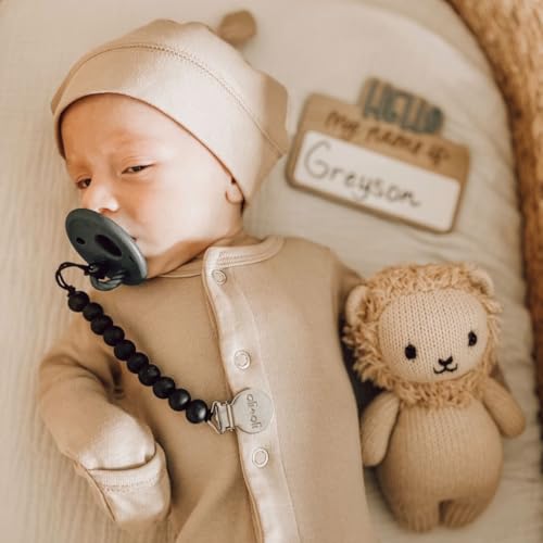 Image of Ali+Oli Silicone Pacifier Clip for Baby (Black) 100% Food-Grade BPA Free Newborn Pacifier Holder Infant Binky Clip for Baby Boy or Girl | Food-grade material, Keeps soothers within reach, Secure attachment, Lightweight, Everyday use, Easy cleaning