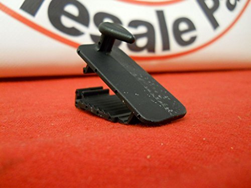 DODGE CHRYSLER JEEP Floor mat hold down retaining clip...