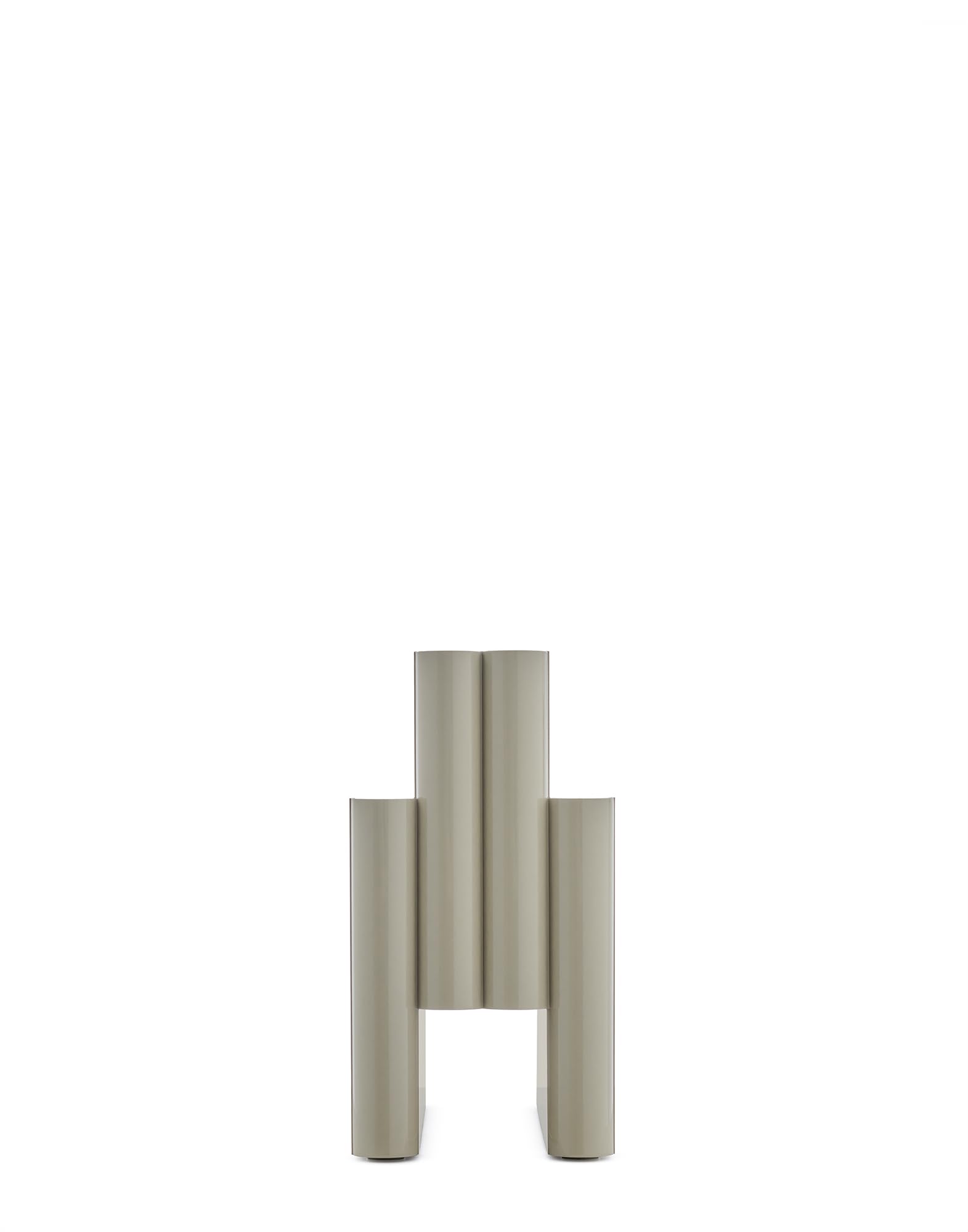 Kartell Magazine Rack, Portariviste, L 40 x H 34.5 cm, Tortora