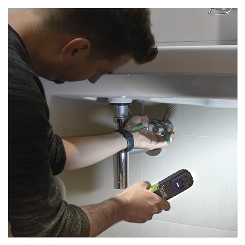 EMOS - aufladbare LED-Arbeitsleuchte - Magnetfuß, Haken, verstellbar - stoßbeständig, wasserdicht - 400lm, max. 40m - 3 Leuchtmodi - 8,5 Stunden - USB-Kabel - IP43 für Außenbereich - schwarz-grün