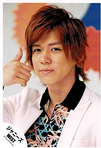 Amazon Co Jp 小瀧望 ジャニーズwest 公式生写真 なにわともあれ ほんまにありがとう 衣装ピンク 黒 水色 カメラ目線 親指立て Electronics